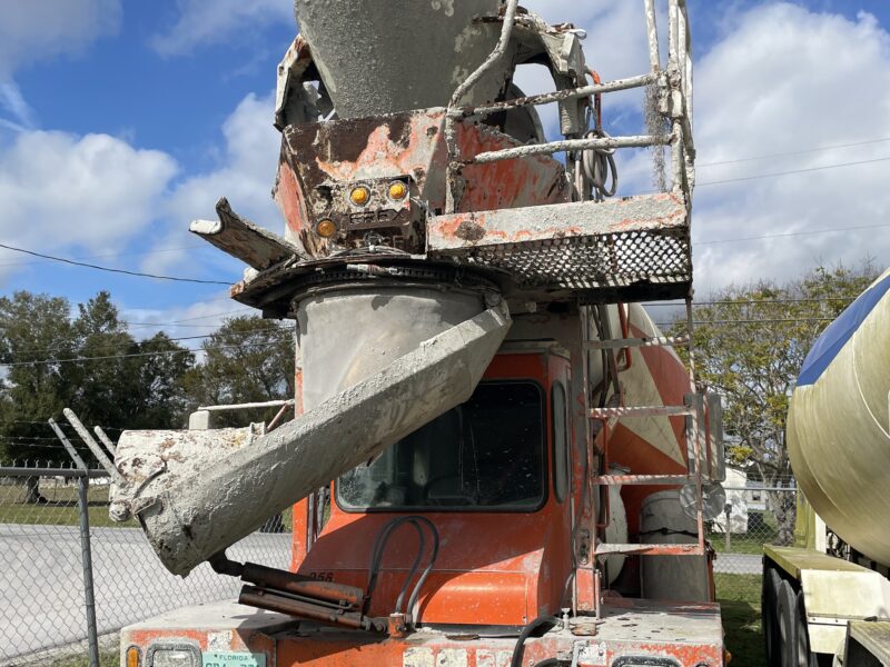 2015 Terex Front Mixer