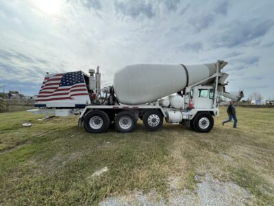 2021 Phoenix Glider Front Mixer