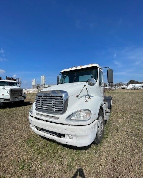 2007 Freightliner Tractor