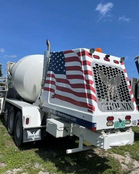 2020 Phoenix Front Mixer